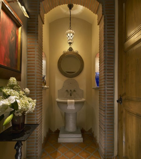 3 Easy Interior Decorating Bathroom Tips to Help You Live Large!